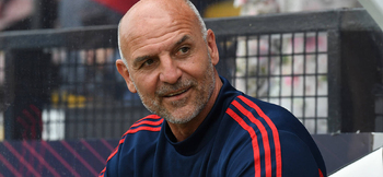 Arsenal sack Bould after two decades on coaching staff